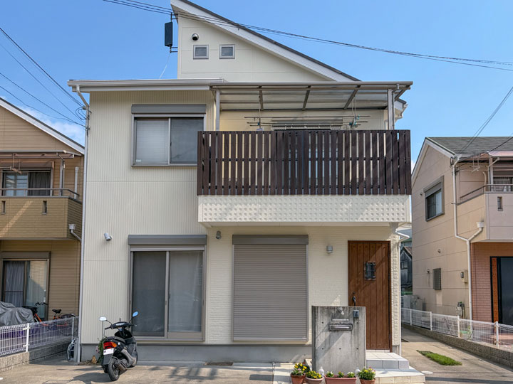 茨木市南安威　Ｏ様邸 外壁ブロークホワイト、屋根ラセットブラウンで塗替え