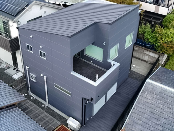 高槻市日吉台　Ｓ様邸 施工後 花咲-極- グレー系のニンバスで外壁を塗替え
