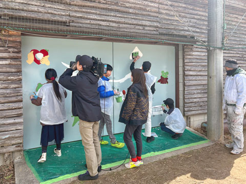 JCOM様が取材されています（2026年3月10日高槻市立樫田小学校ボランティア塗装）