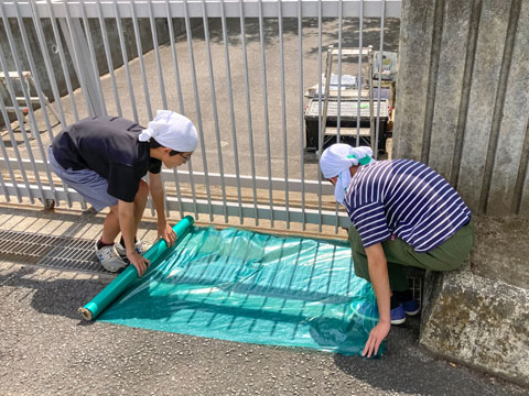 正門のケレン作業